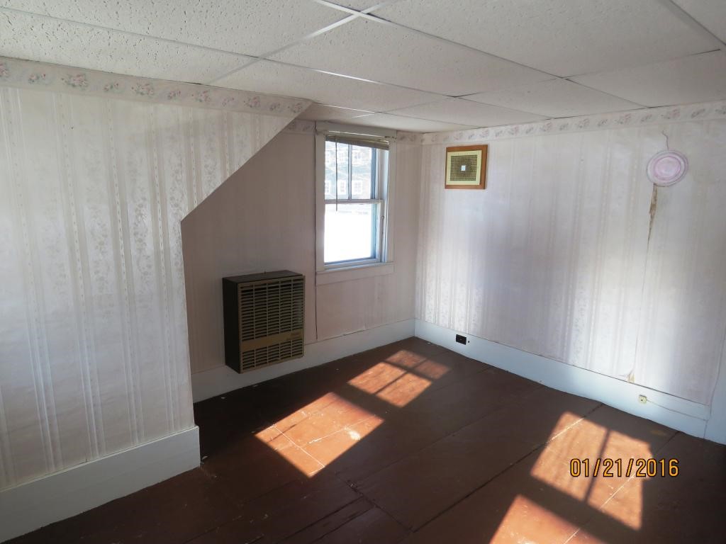 2 Canterbury Road Chichester, NH 03258 - Photo 8 of 23