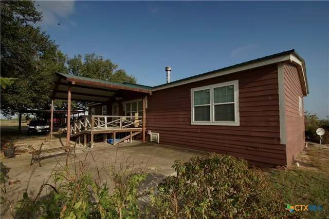 $569,900 | 1891 Dworaczyk Road, Yorktown, TX 78164