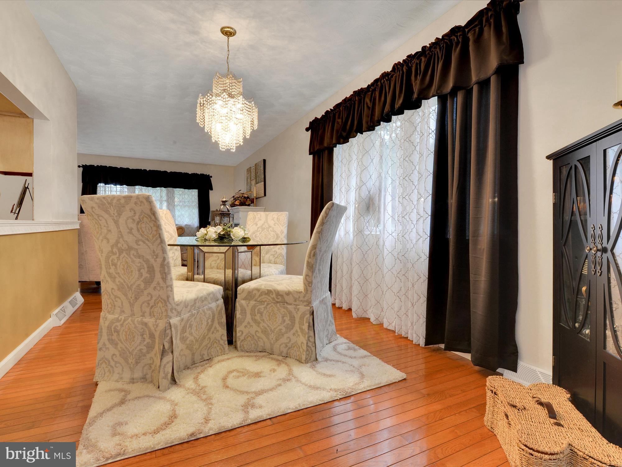 6166 Pigeon Hill Road Spring Grove, PA 17362 - Photo 6 of 25 Dining