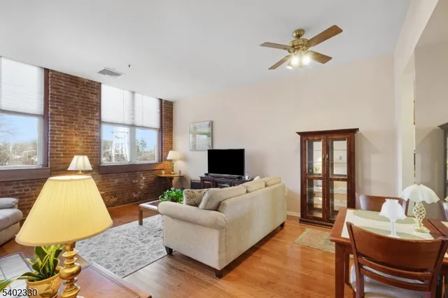 $350,000 | 240 Main Street, Unit 305, Little Falls, NJ 07424