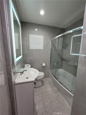 $4,500 | 8011 Sterling Drive, Huntington Beach, CA 92646