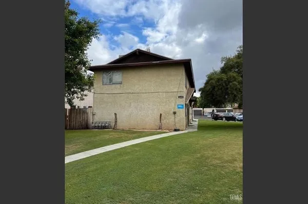 $630,000 | 3600 Micheli Court, Bakersfield, CA 93309