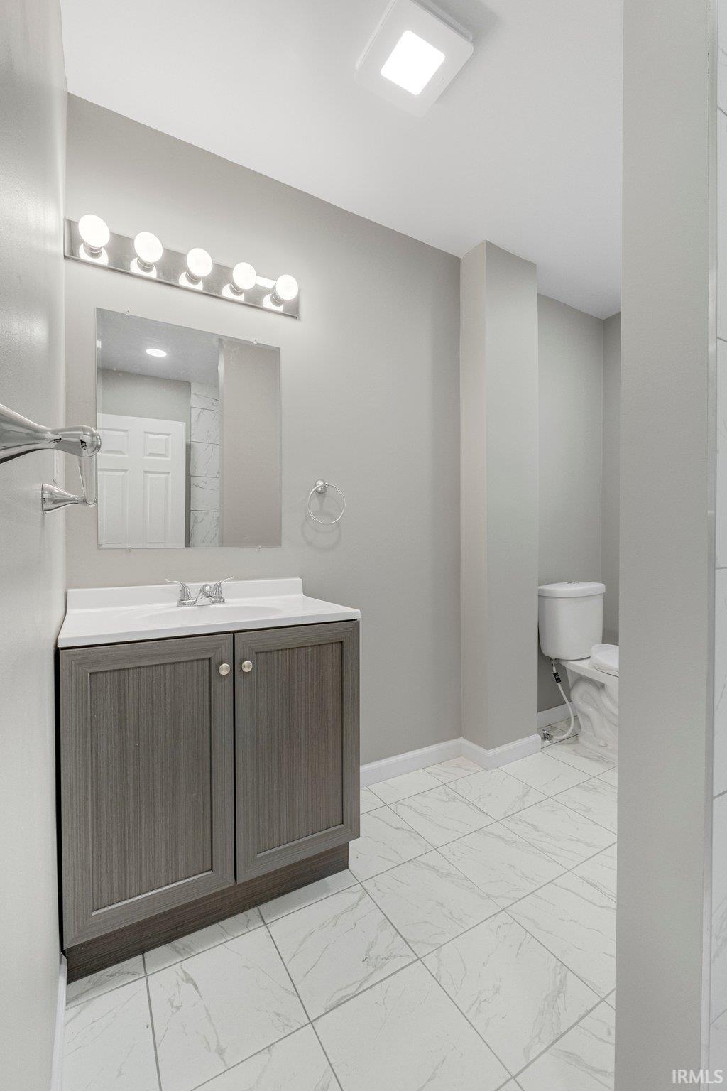 607 Riverside Avenue Fort Wayne, IN 46805 - Photo 20 of 33