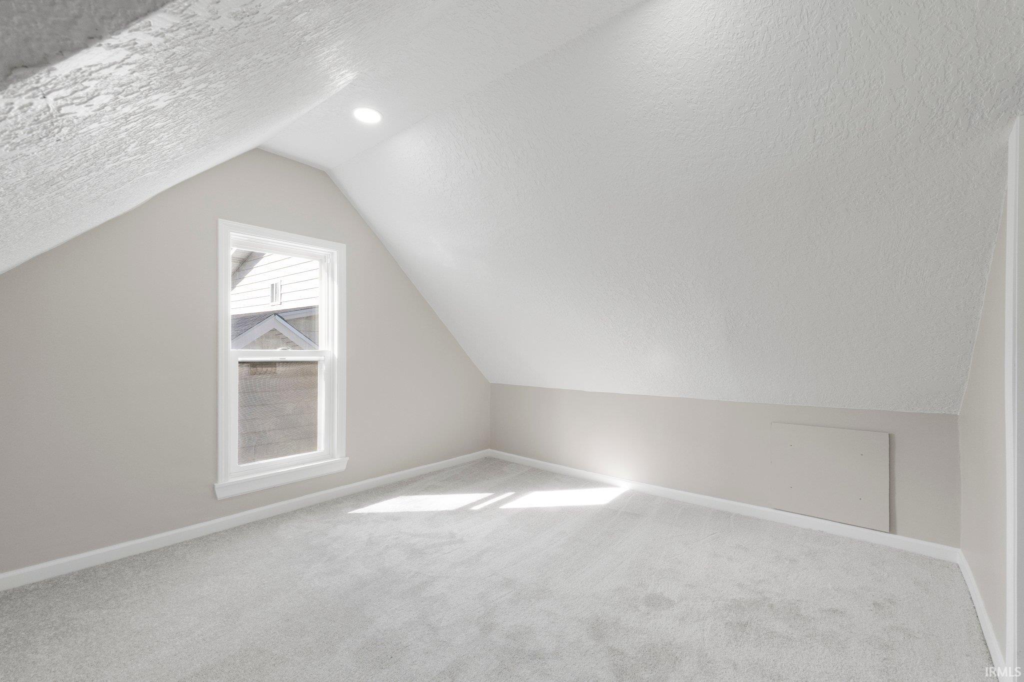 607 Riverside Avenue Fort Wayne, IN 46805 - Photo 27 of 33