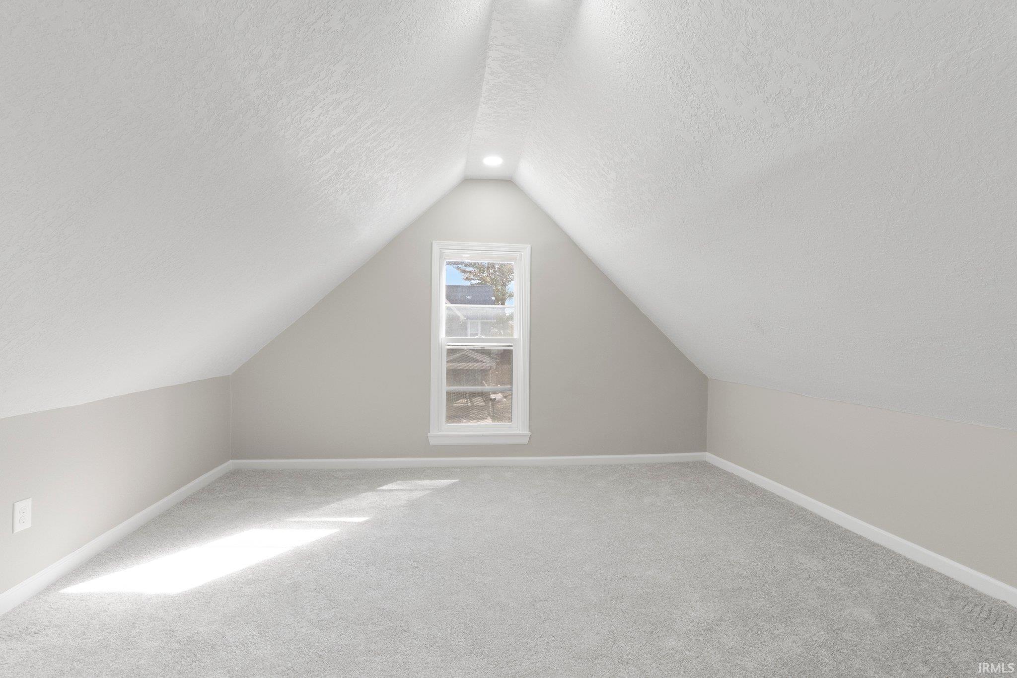 607 Riverside Avenue Fort Wayne, IN 46805 - Photo 29 of 33