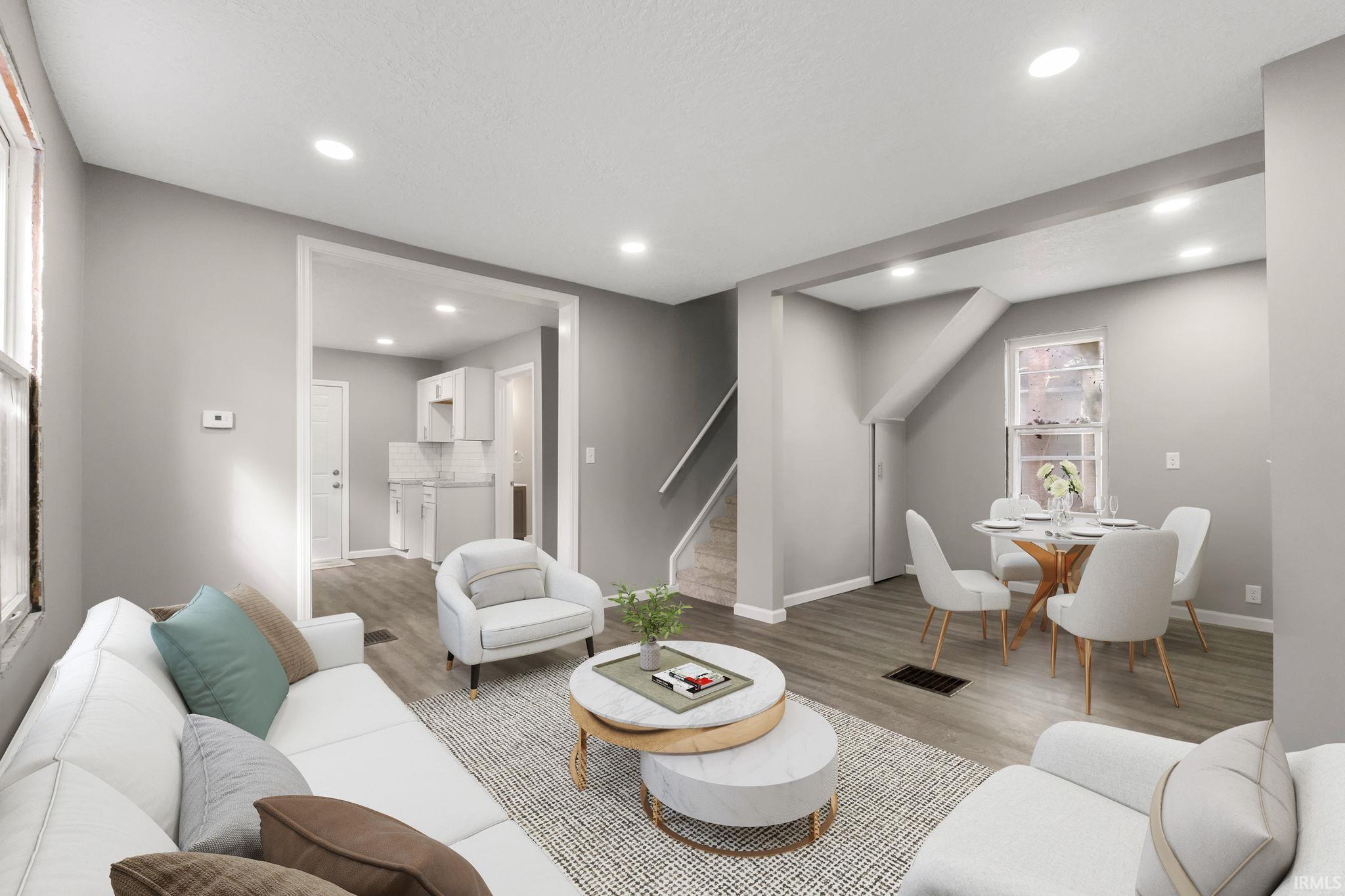 607 Riverside Avenue Fort Wayne, IN 46805 - Photo 3 of 33