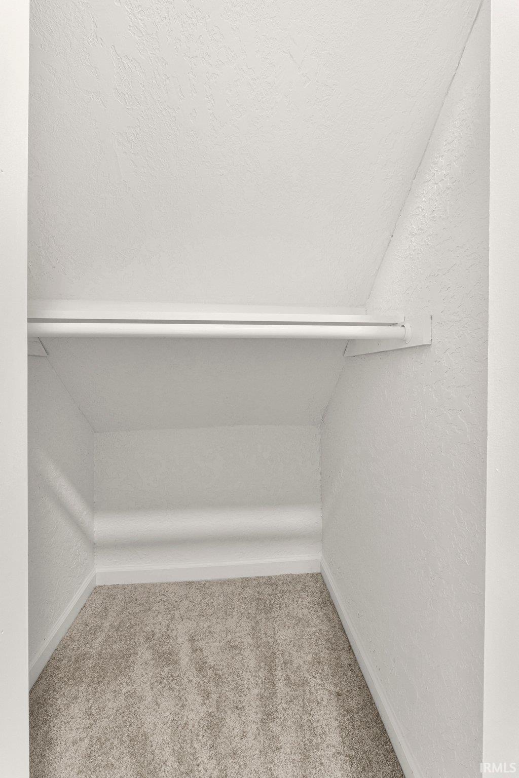 607 Riverside Avenue Fort Wayne, IN 46805 - Photo 31 of 33