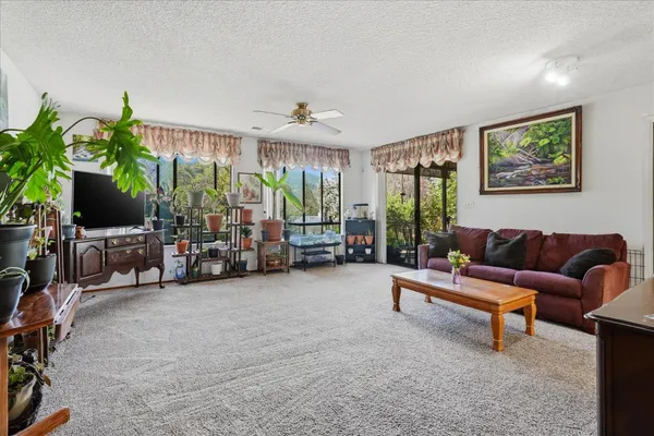 $359,000 | 40888 Goldside Drive, Oakhurst, CA 93644