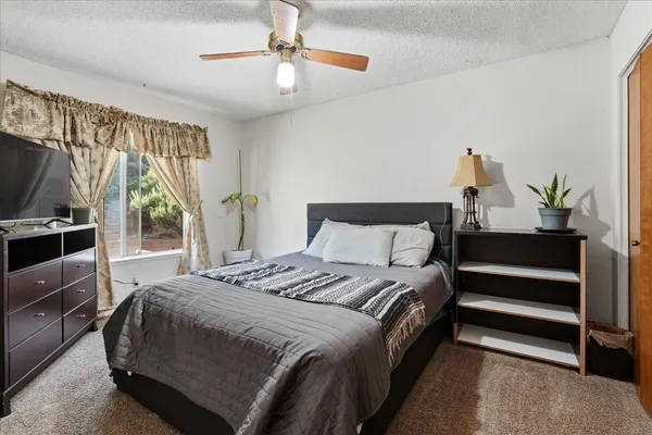 $359,000 | 40888 Goldside Drive, Oakhurst, CA 93644