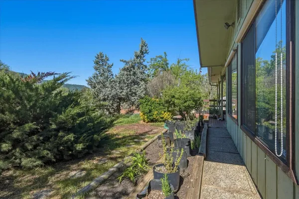 $359,000 | 40888 Goldside Drive, Oakhurst, CA 93644
