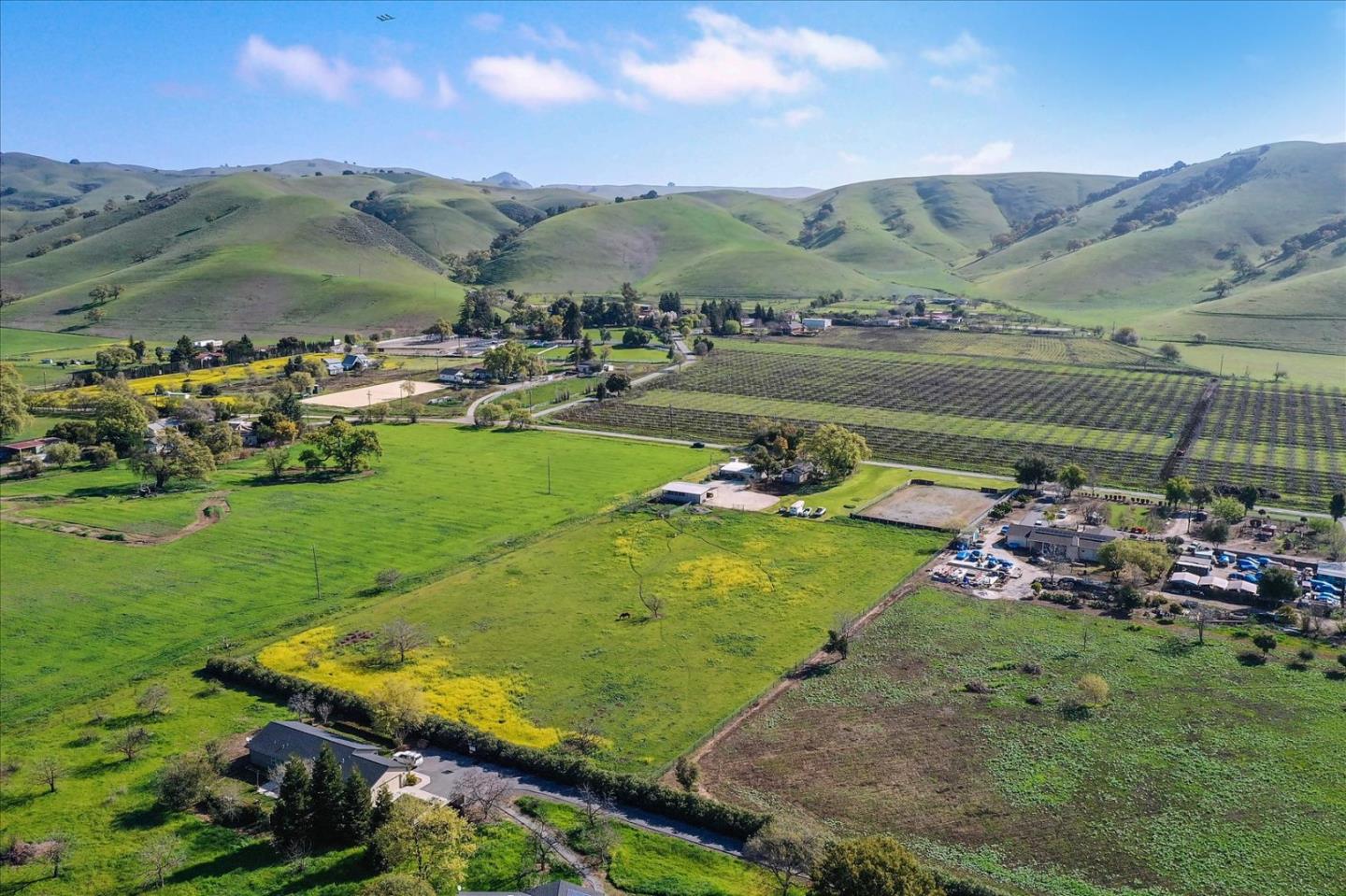 1890 Orchard Road Hollister, CA 95023 - Photo 21 of 69 Gallery Image 21