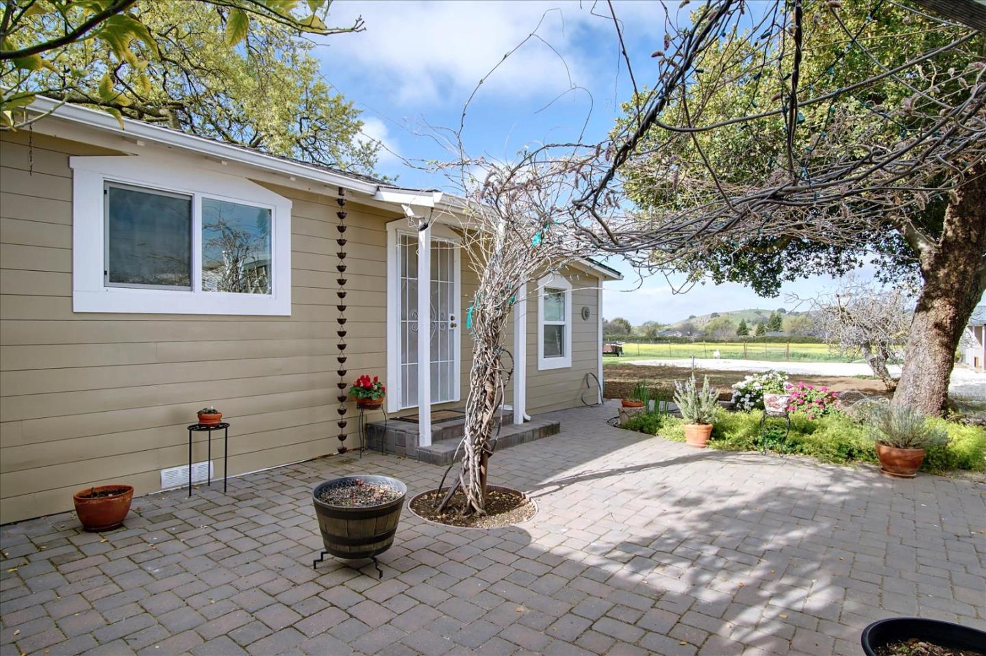 1890 Orchard Road Hollister, CA 95023 - Photo 53 of 69 Gallery Image 53