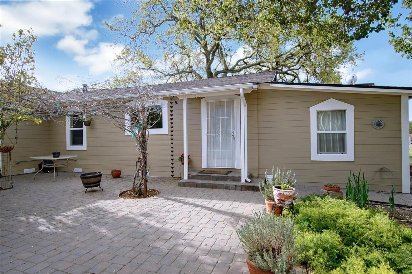 1890 Orchard Road Hollister, CA 95023 - Photo 54 of 69 Gallery Image 54