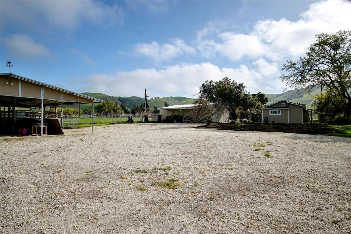 1890 Orchard Road Hollister, CA 95023 - Photo 65 of 69 Gallery Image 65