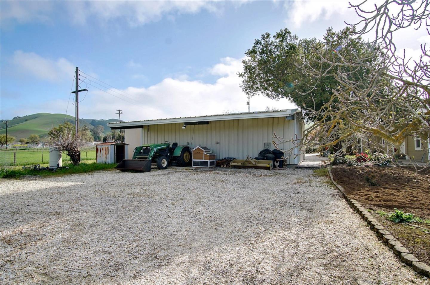 1890 Orchard Road Hollister, CA 95023 - Photo 67 of 69 Gallery Image 67
