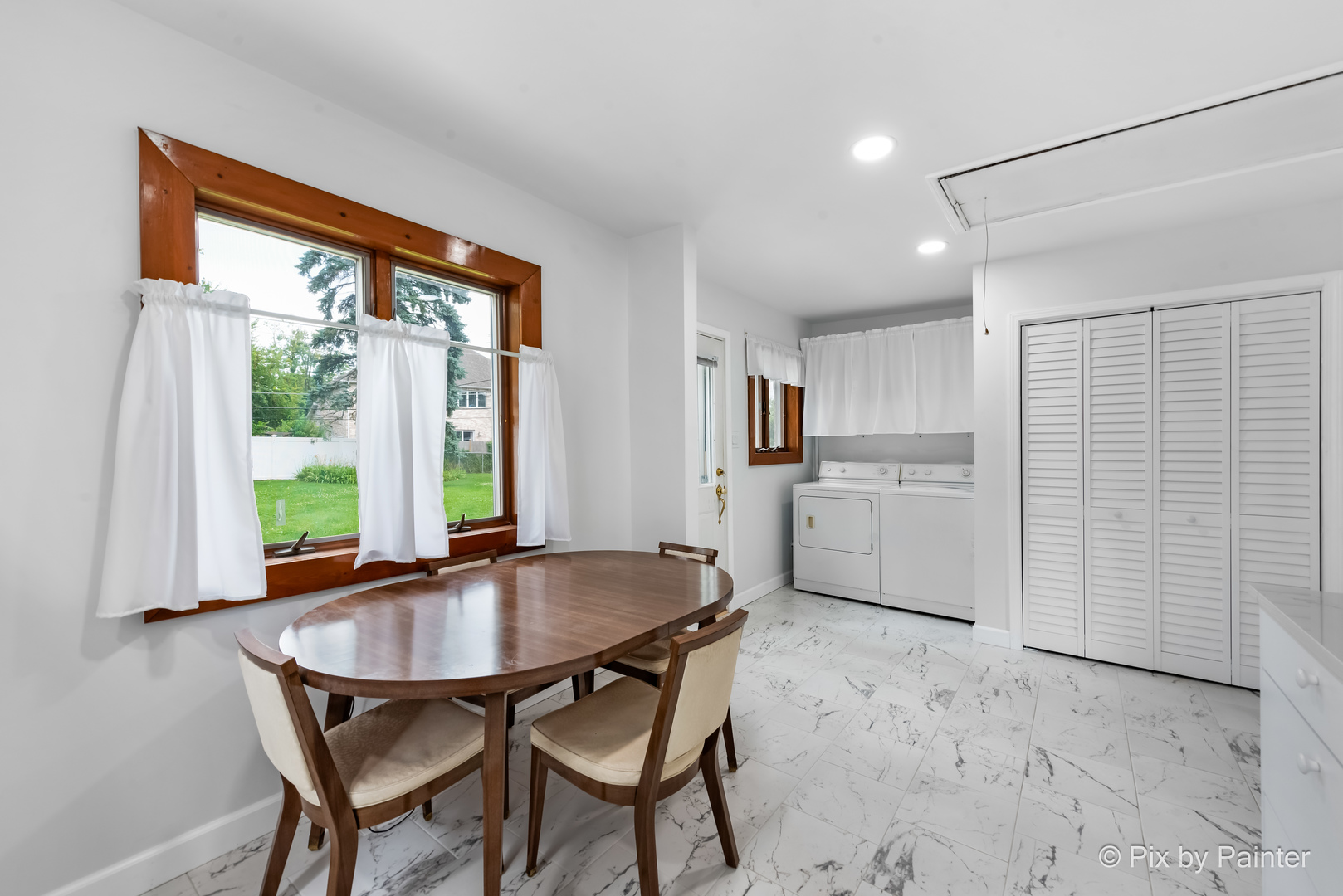 408 West Kensington Road Mount Prospect, IL 60056 - Photo 8 of 35 Gallery Image 8