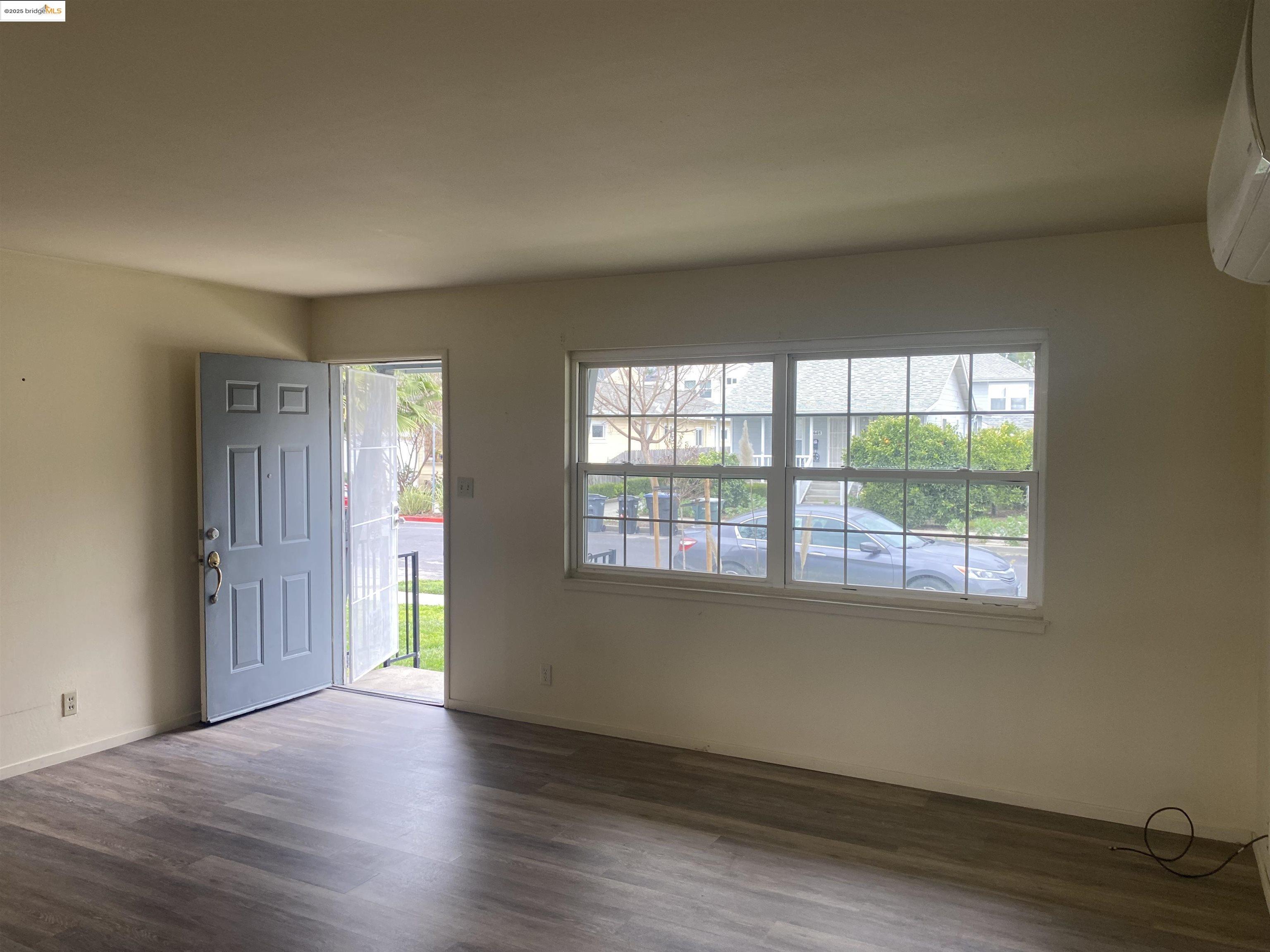 4676 Augustine Street Pleasanton, CA 94566 - Photo 5 of 9