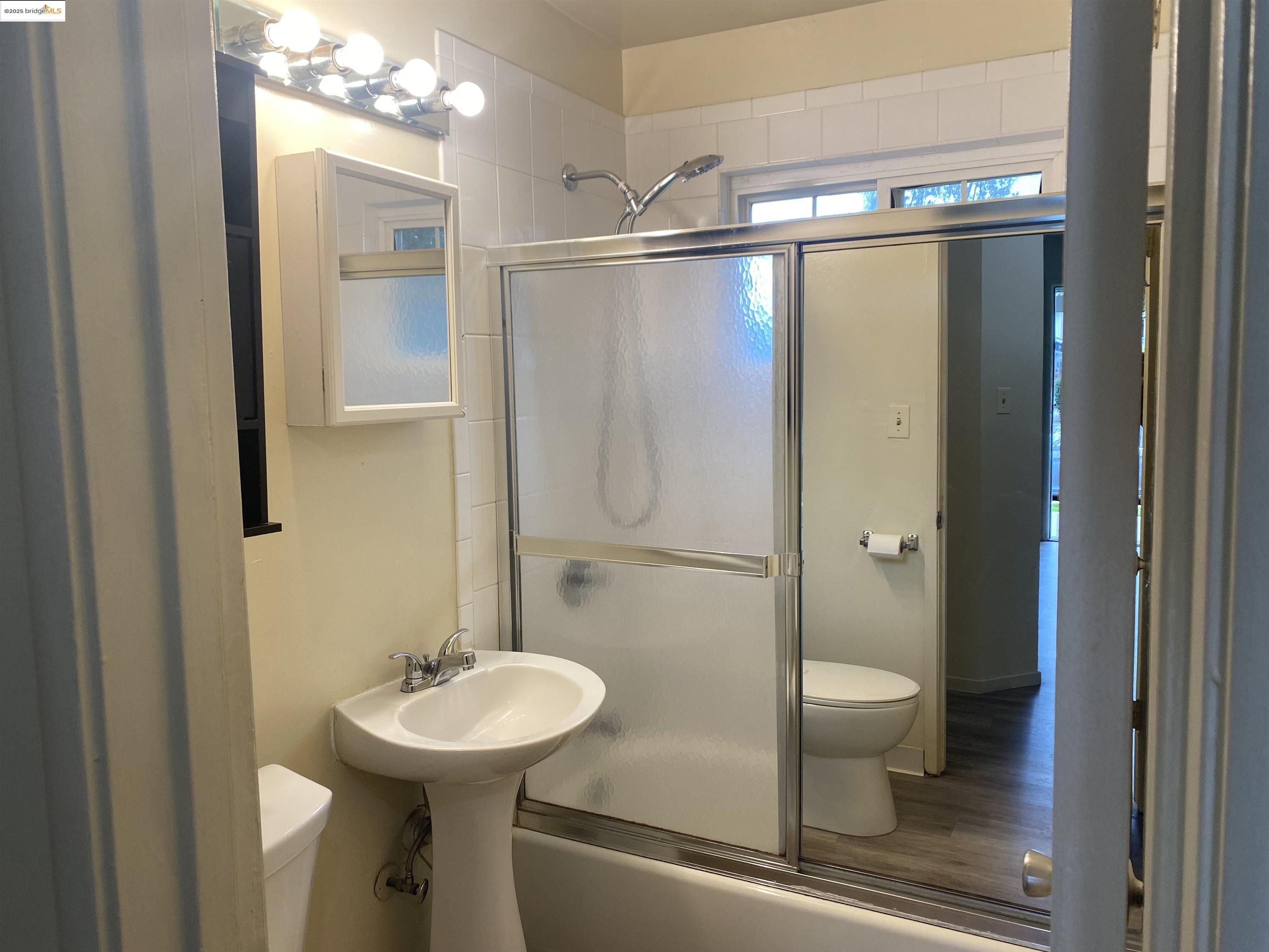 4676 Augustine Street Pleasanton, CA 94566 - Photo 7 of 9