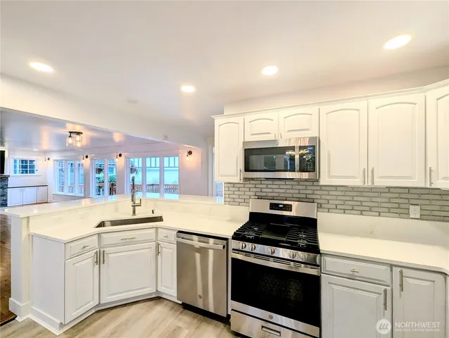 $5,749 | 1539 Mukilteo Lane, Mukilteo, WA 98275