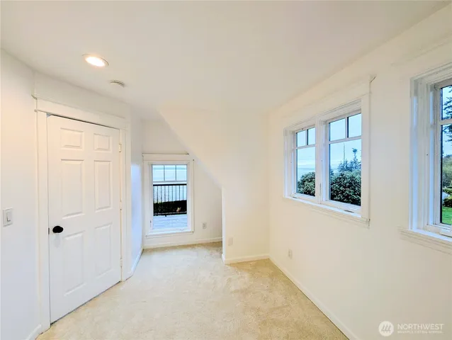 $5,749 | 1539 Mukilteo Lane, Mukilteo, WA 98275