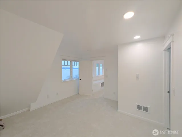 $5,749 | 1539 Mukilteo Lane, Mukilteo, WA 98275