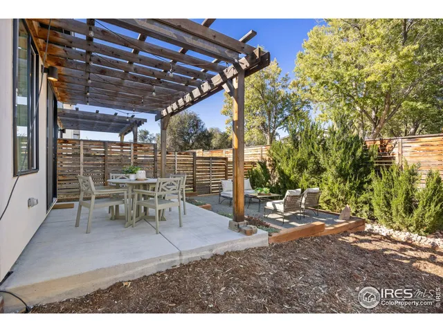 a view of a outdoor space with seating area