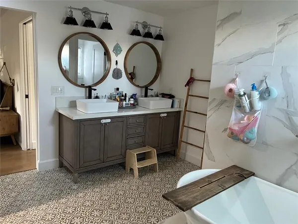 $2,380,000 | 1195 North Chester Avenue, Pasadena, CA 91104