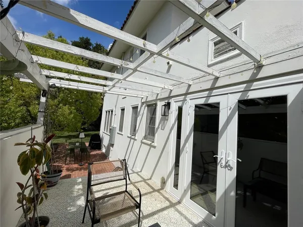 $2,380,000 | 1195 North Chester Avenue, Pasadena, CA 91104