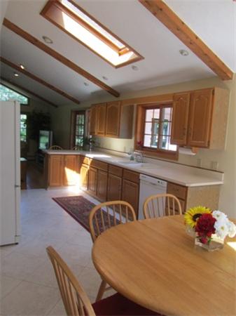 10 Joyce Road Framingham, MA 01701 - Photo 6 of 30