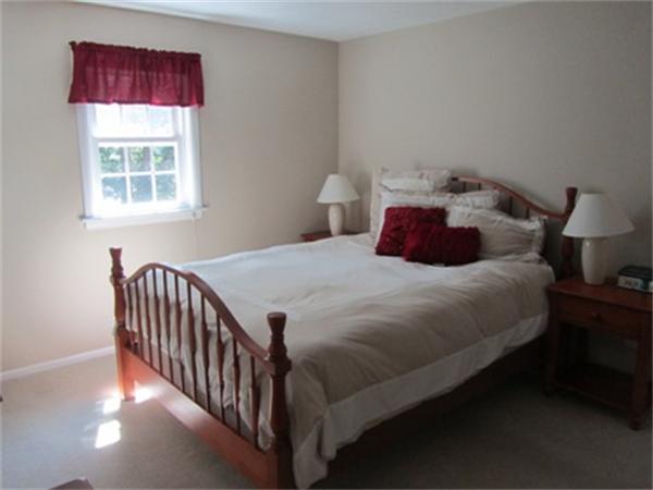 10 Joyce Road Framingham, MA 01701 - Photo 8 of 30