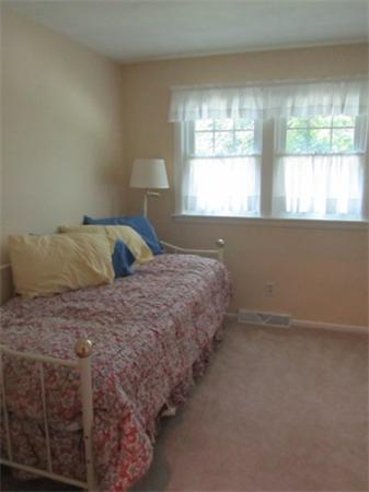 10 Joyce Road Framingham, MA 01701 - Photo 9 of 30