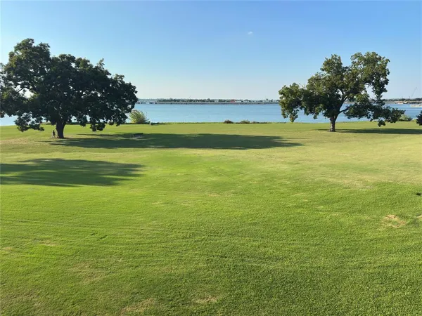 $2,200 | 1912 Signal Ridge Place, Rockwall, TX 75032