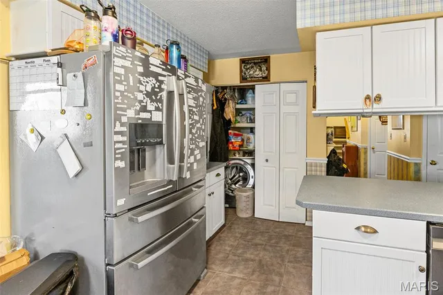 $384,900 | 516 Nottingham Drive, Troy, IL 62294