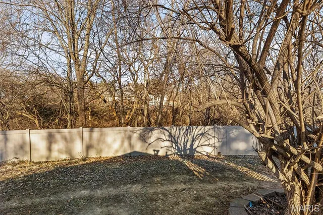 $384,900 | 516 Nottingham Drive, Troy, IL 62294