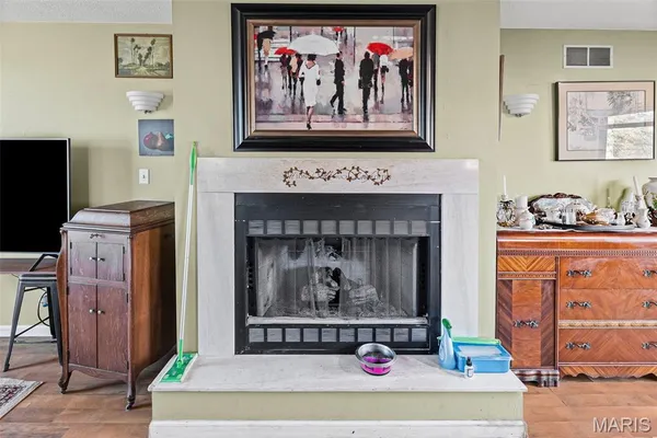 $340,000 | 516 Nottingham Drive, Troy, IL 62294