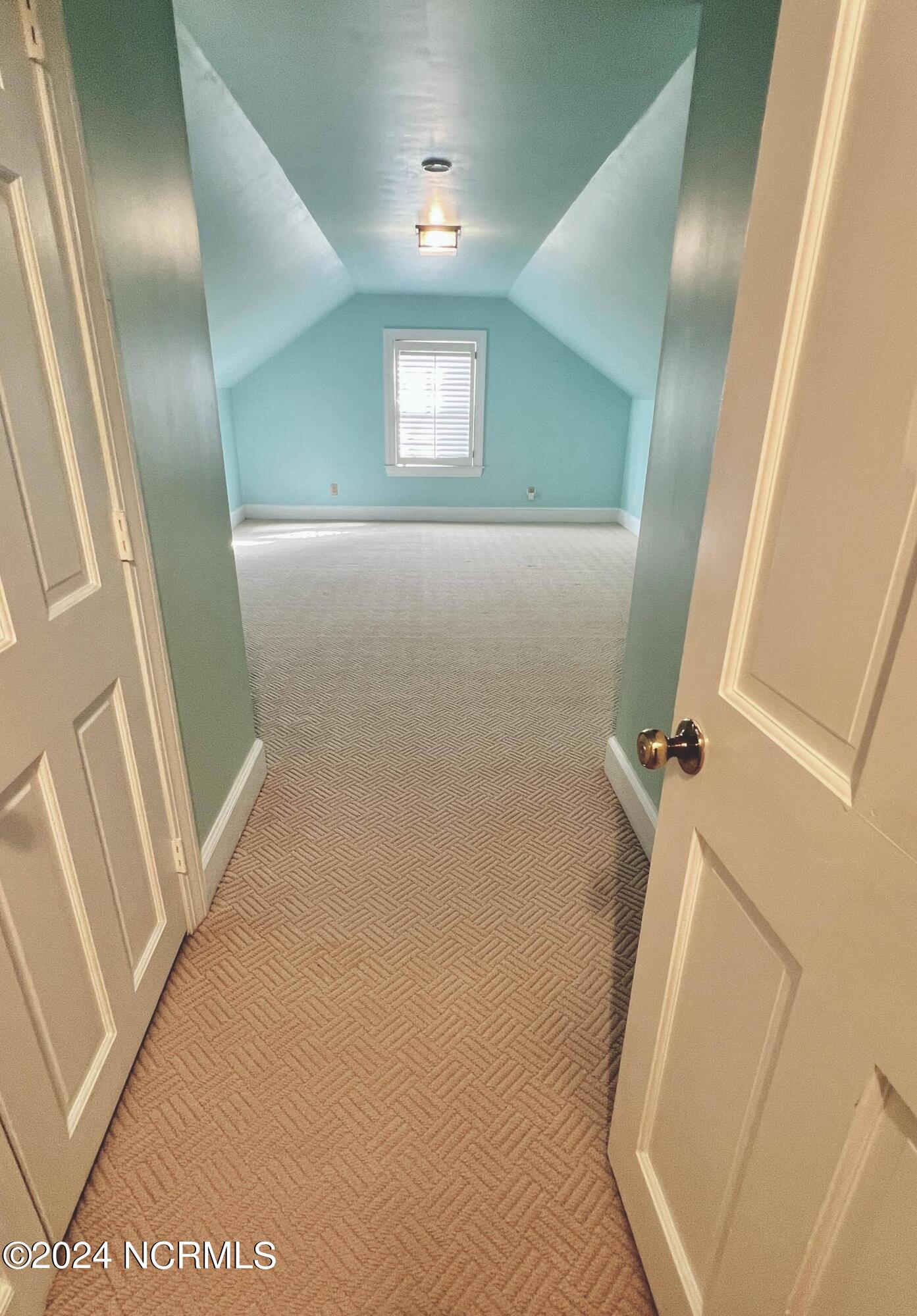 1401 Greenbriar Road Kinston, NC 28501 - Photo 85 of 91 414402032_740391828026929_65545339297345