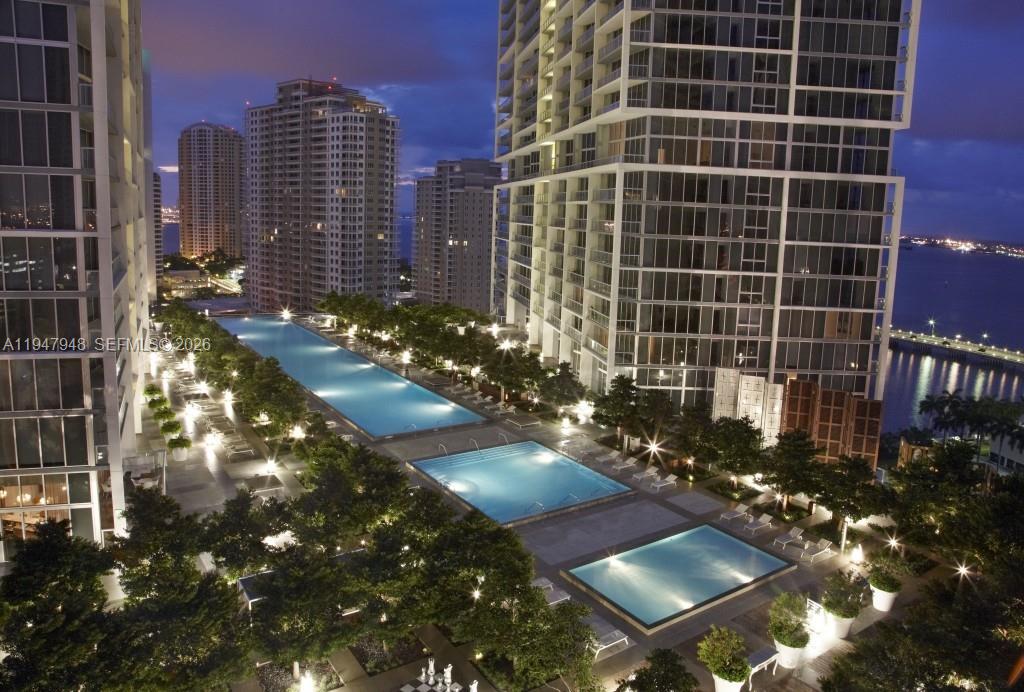 485 Brickell Avenue, Unit 4307 Miami, FL 33131 - Photo 9 of 21 a city view