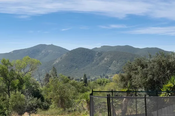 $1,099,000 | 9081 Inverness Road, Santee, CA 92071