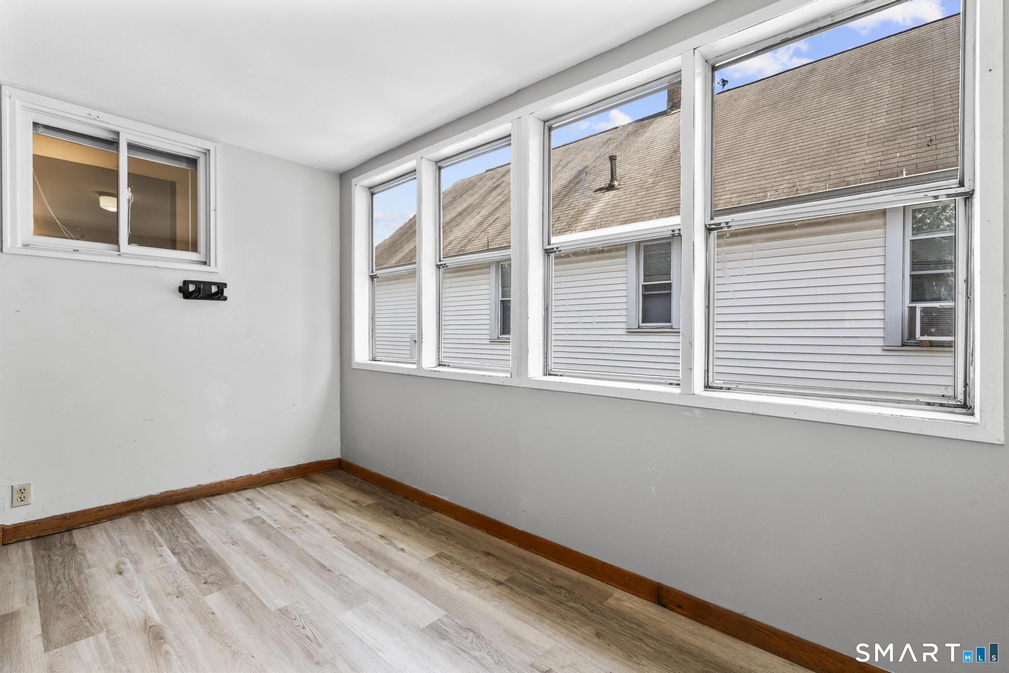 105 Spring Street Middletown, CT 06457 - Photo 26 of 39 Gallery Image 26