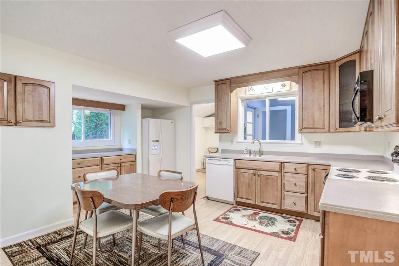 4505 Connell Drive Raleigh, NC 27612 - Photo 11 of 30