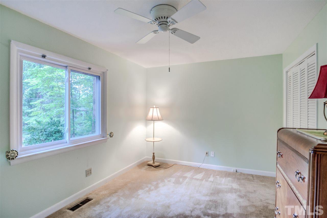 4505 Connell Drive Raleigh, NC 27612 - Photo 23 of 30