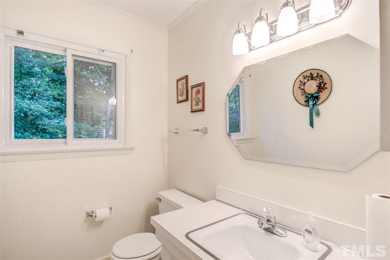 4505 Connell Drive Raleigh, NC 27612 - Photo 25 of 30