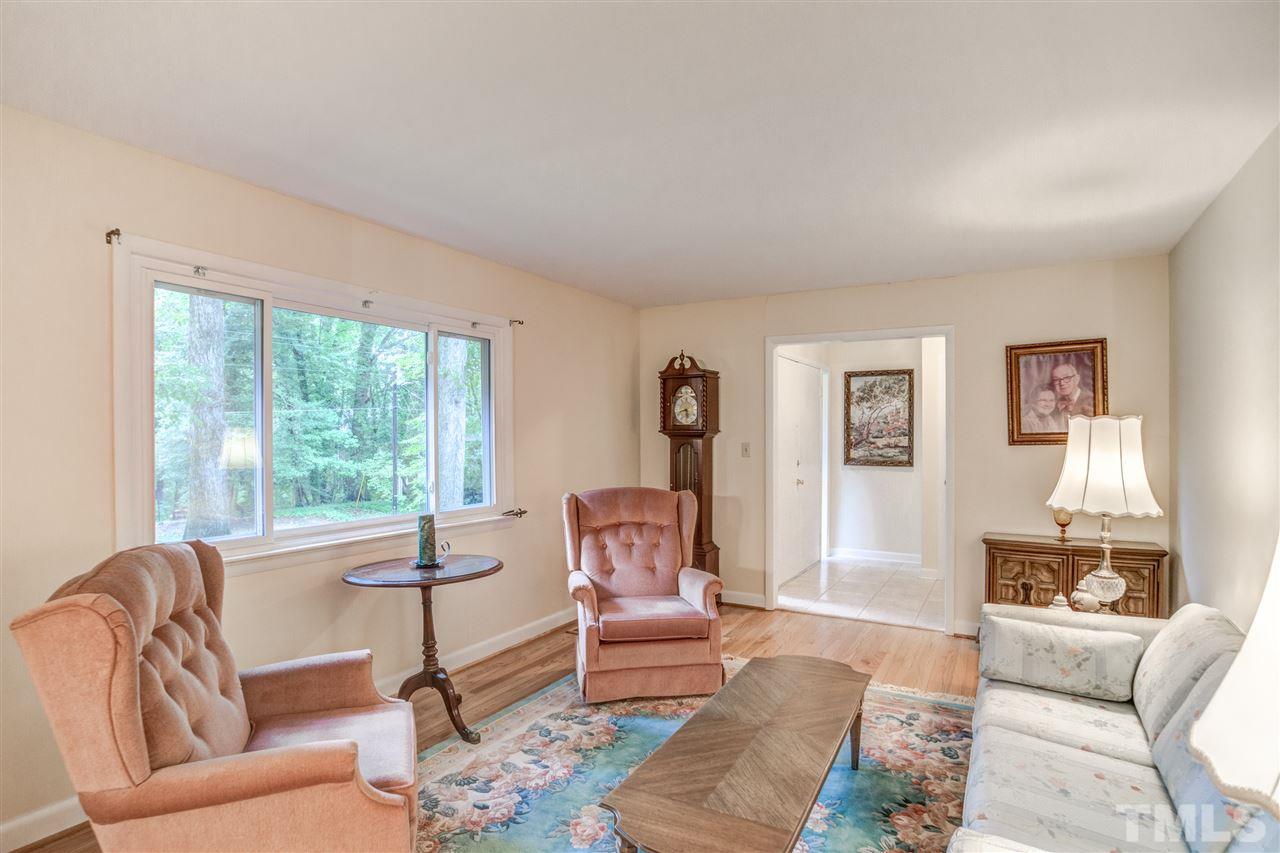 4505 Connell Drive Raleigh, NC 27612 - Photo 6 of 30