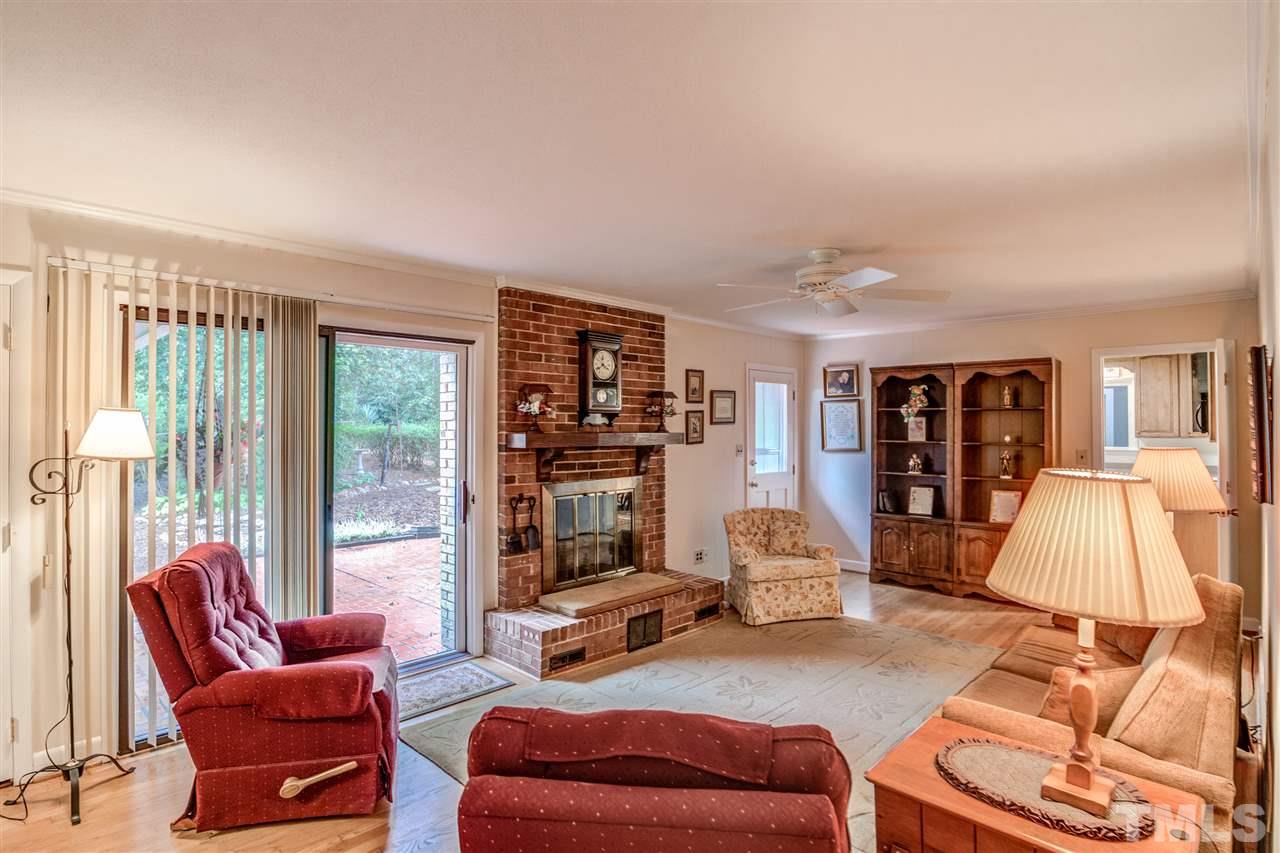 4505 Connell Drive Raleigh, NC 27612 - Photo 10 of 30
