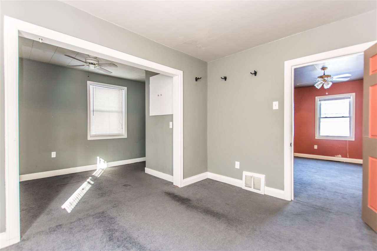 300 Ehrett Street Creve Coeur, IL 61610 - Photo 19 of 33 Gallery Image 19