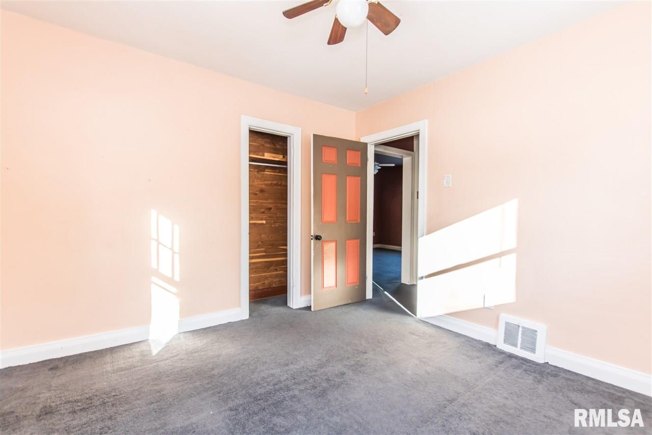 300 Ehrett Street Creve Coeur, IL 61610 - Photo 27 of 33 Gallery Image 27