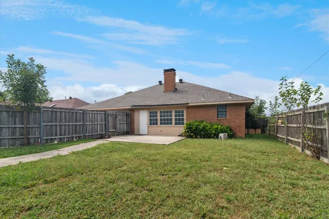 $2,150 | 3424 Tina Street, Sachse, TX 75048