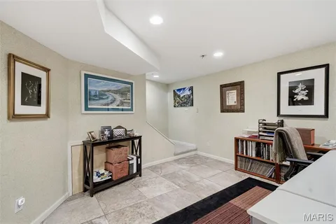 $1,399,900 | 17 Stacy Drive, St. Louis, MO 63132