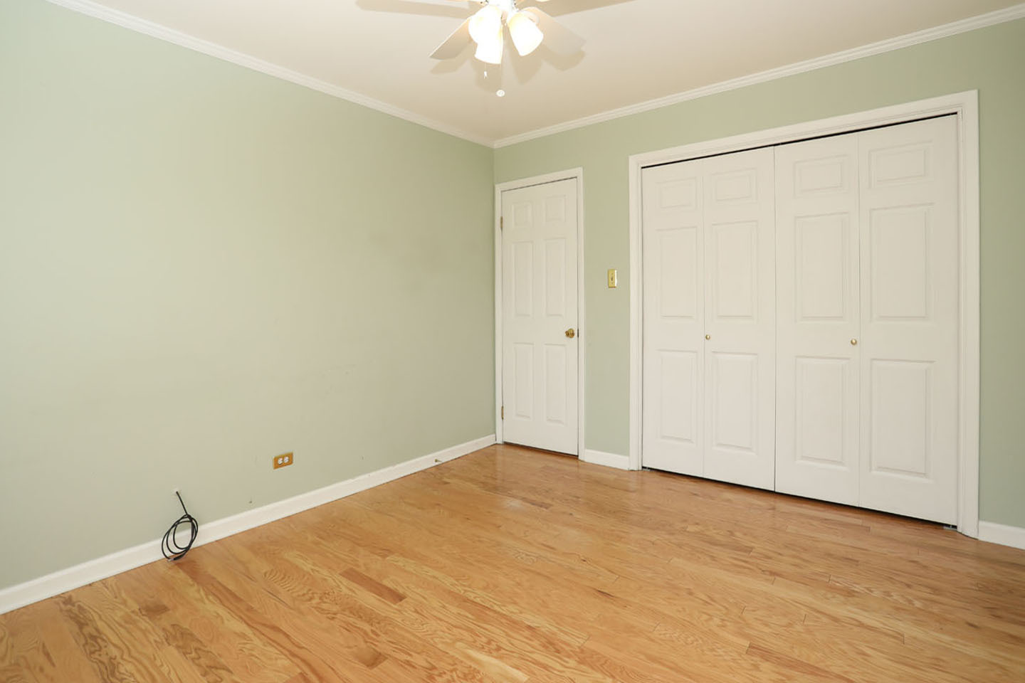 1324 Chartwell Road Schaumburg, IL 60169 - Photo 27 of 36