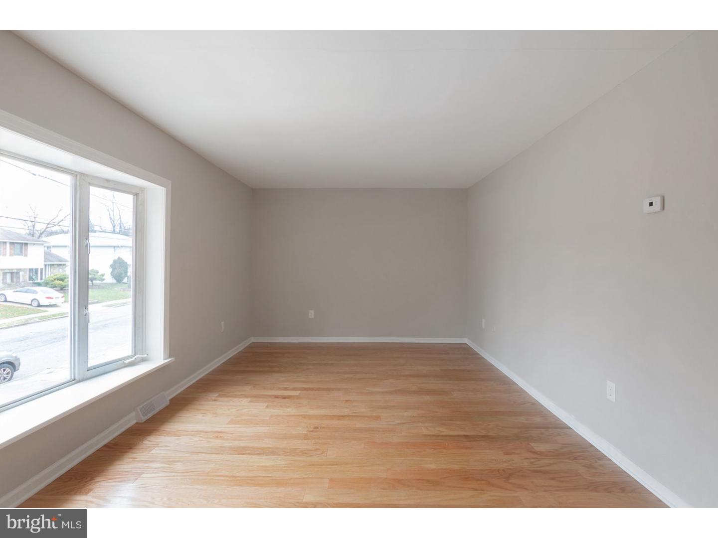 8805 Rising Sun Avenue Philadelphia, PA 19115 - Photo 4 of 25 Gallery Image 4